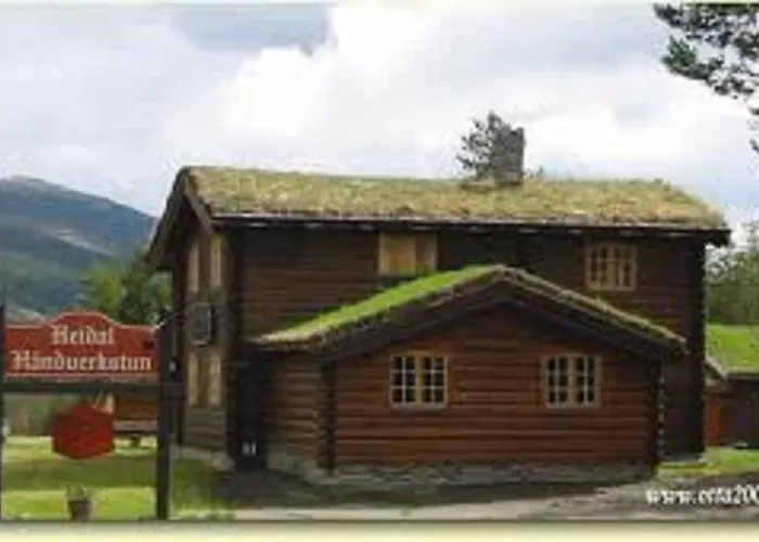 Lusaeter Timber Heidal
